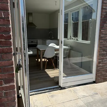 Holiday home Paris - Volledig Vernieuwd, Free Parking Noordwijk
